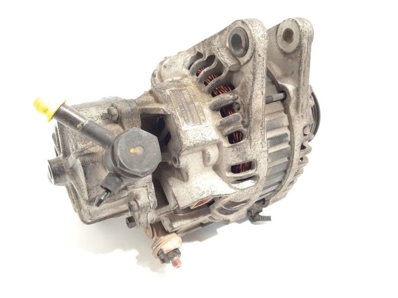 Recambio de alternador para hyundai h-1 / starex autobús (a1) 2.5 crdi referencia OEM IAM 373004A003  TA000A48201