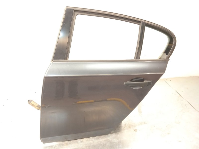 Recambio de puerta trasera izquierda para bmw 1 (e87) 118 d referencia OEM IAM 41525A2A383  