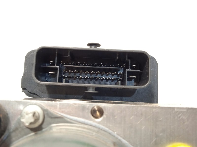 Recambio de abs para nissan juke (f16) n-connecta referencia OEM IAM 476606905R 0265956794 970264