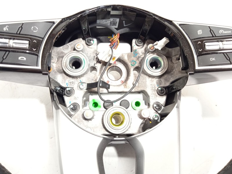 Recambio de volante para kia xceed (cd) 1.5 t-gdi referencia OEM IAM 56100J7040CEP  