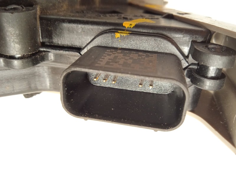 Recambio de cerradura puerta delantera derecha para kia xceed (cd) 1.5 t-gdi referencia OEM IAM 81320J7000  