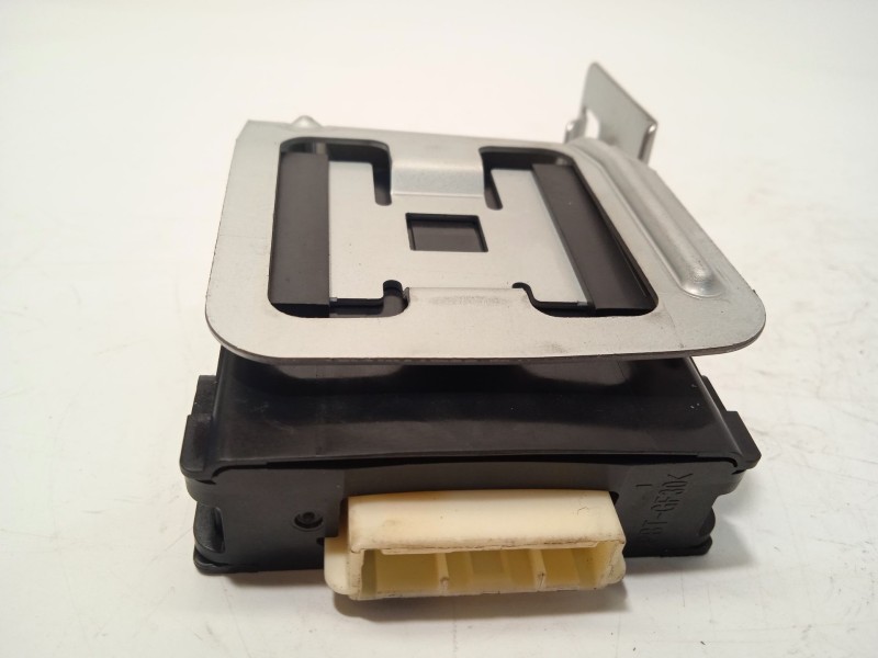 Recambio de modulo electronico para mazda cx-3 2.0 cat referencia OEM IAM D24K51225  3560065117