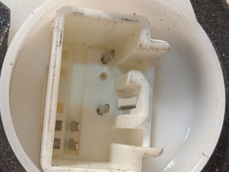 Recambio de cerradura puerta trasera derecha para mazda cx-3 2.0 cat referencia OEM IAM D10E72310  