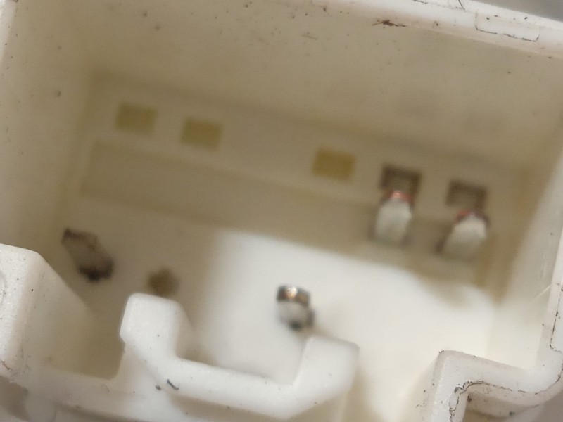 Recambio de cerradura puerta trasera izquierda para mazda cx-3 2.0 cat referencia OEM IAM D10E73310  