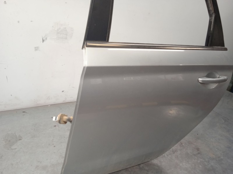 Recambio de puerta trasera izquierda para hyundai i30 (pde, pd, pden) 1.6 crdi referencia OEM IAM 77003G4000  