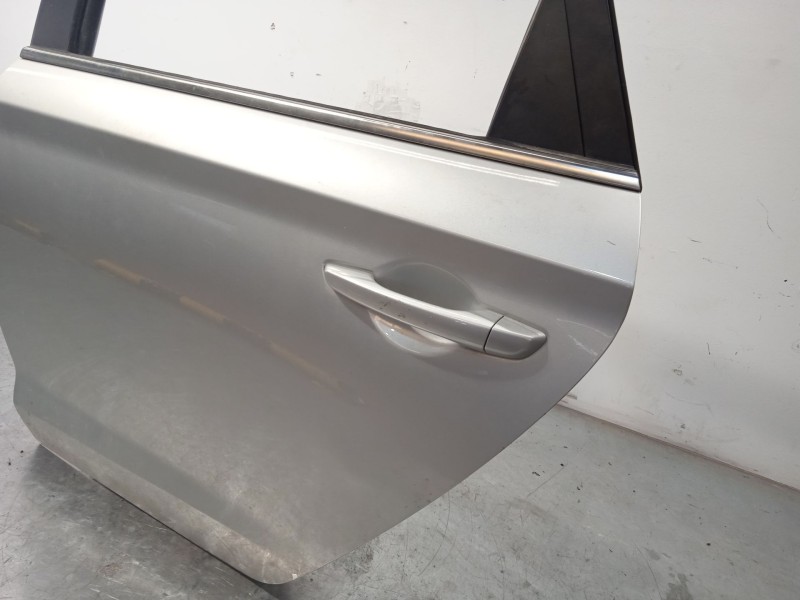 Recambio de puerta trasera izquierda para hyundai i30 (pde, pd, pden) 1.6 crdi referencia OEM IAM 77003G4000  