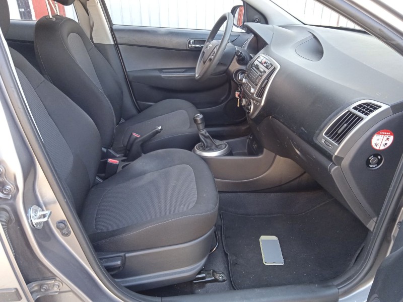 hyundai i20 i (pb, pbt) del año 2013
