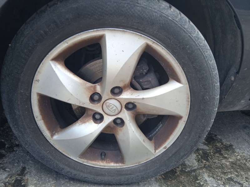 kia carens iii monospace (un) del año 2009