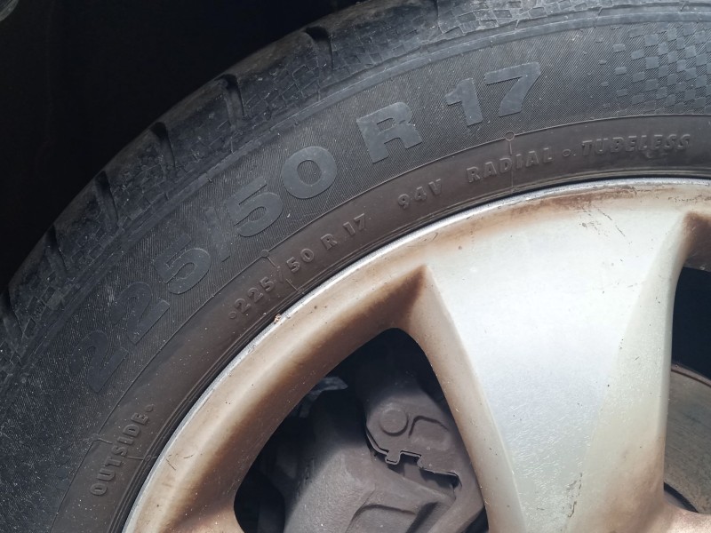 kia carens iii monospace (un) del año 2009