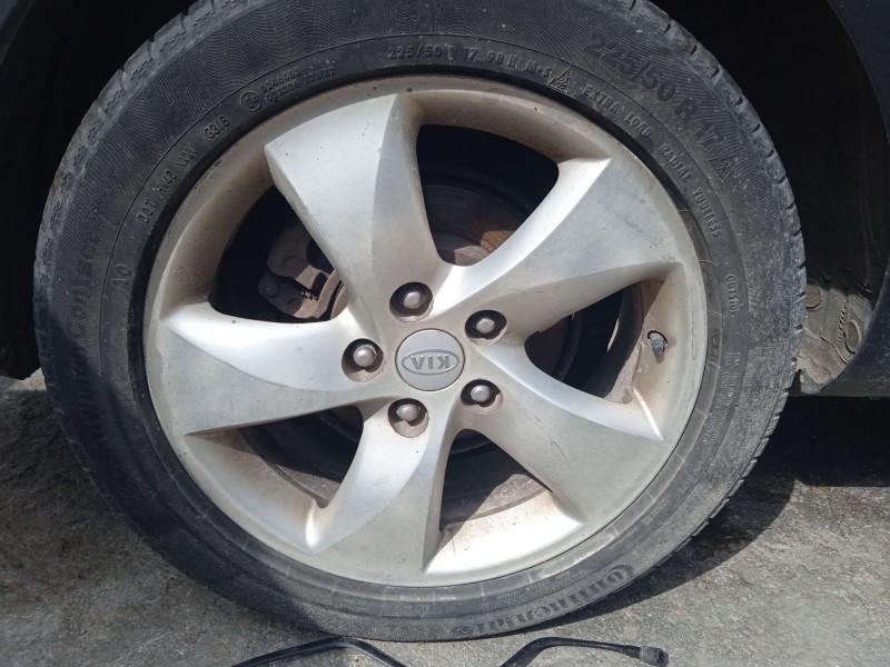 kia carens iii monospace (un) del año 2009