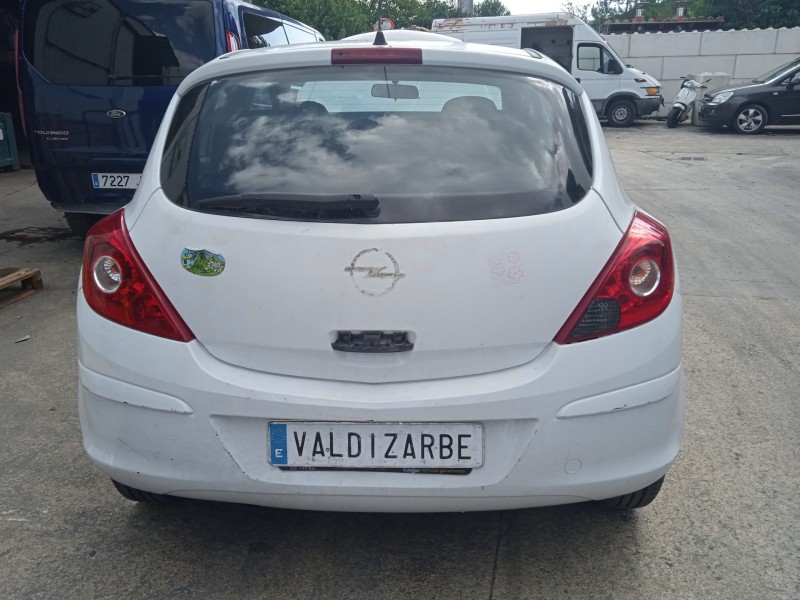 opel corsa d (s07) del año 2006