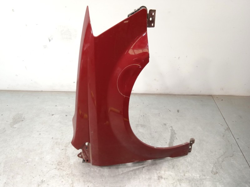 Recambio de aleta delantera derecha para chrysler grand voyager v (rt) 2.8 crd referencia OEM IAM 68067293AA  