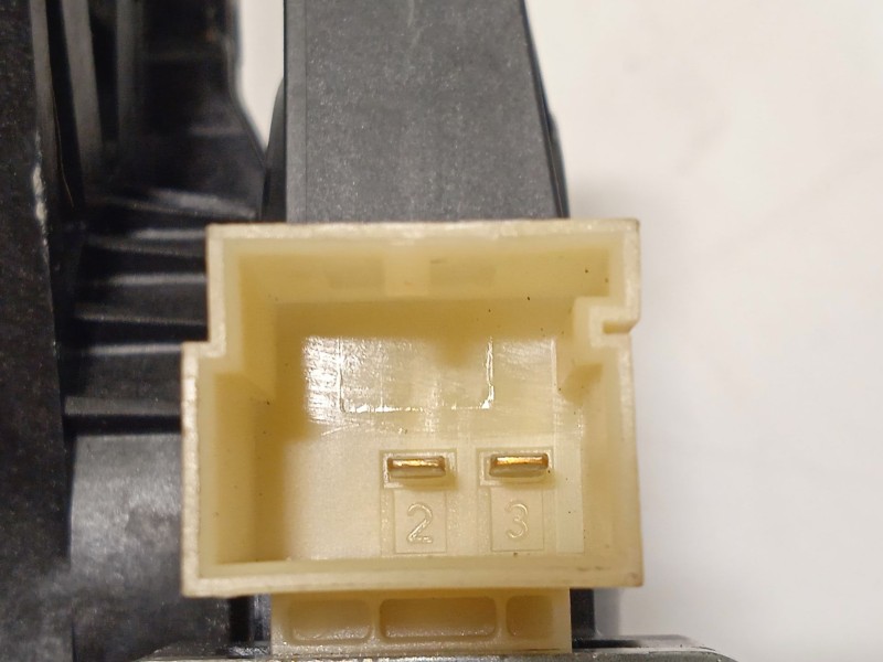 Recambio de elevalunas delantero izquierdo para audi q2 (gab) 1.6 tdi referencia OEM IAM 81A837461 5Q0959802B 