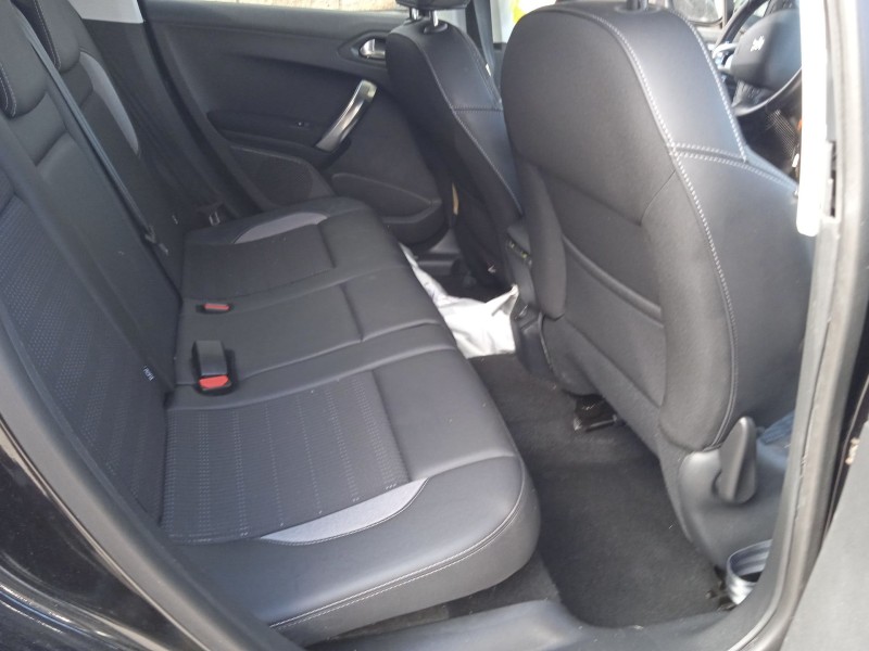 peugeot 2008 i (cu_) del año 2016