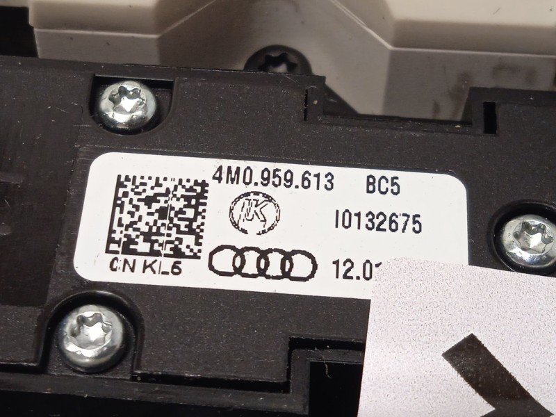 Recambio de luz interior para audi q2 (gab) 1.6 tdi referencia OEM IAM 81A947135H 81A947135HBC5 4M0959613BC5