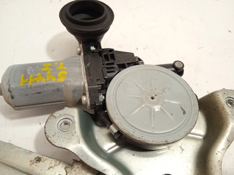 Recambio de elevalunas trasero izquierdo para lexus rx (_u3_) 400h (mhu38_) referencia OEM IAM 8572058010  0620401770