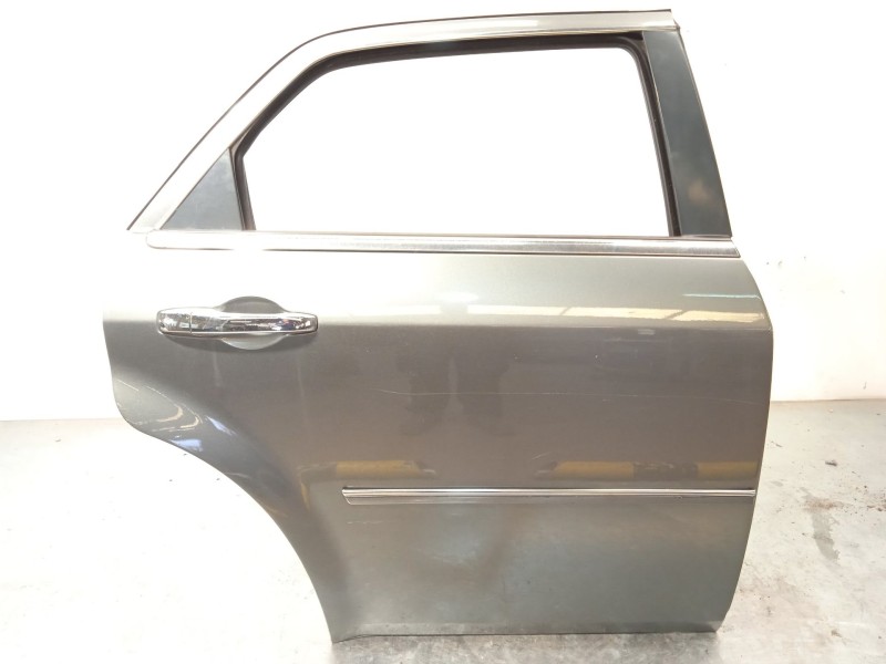 Recambio de puerta trasera derecha para chrysler 300c (lx, le) 3.0 crd referencia OEM IAM 5134176AF  