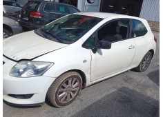 toyota auris (_e15_) del año 2008 2