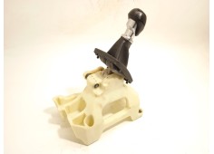 Recambio de palanca cambio para kia carens iv 1.7 crdi referencia OEM IAM 43700A4010   2