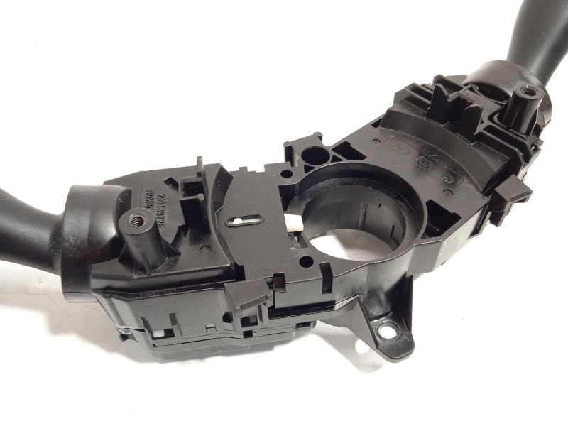 Recambio de mando intermitentes para kia carens iv 1.7 crdi referencia OEM IAM 93410A4631 93420A4661 