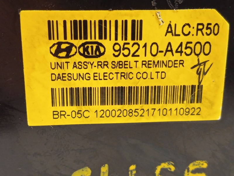 Recambio de modulo electronico para kia carens iv 1.7 crdi referencia OEM IAM 95210A4500  