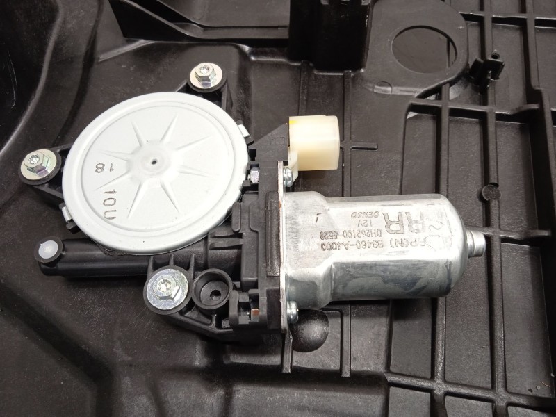 Recambio de elevalunas trasero derecho para kia carens iv 1.7 crdi referencia OEM IAM 83480A4020 83460A4000 