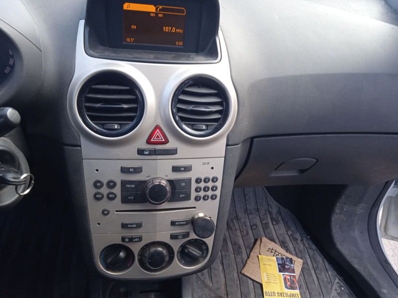 opel corsa d (s07) del año 2010