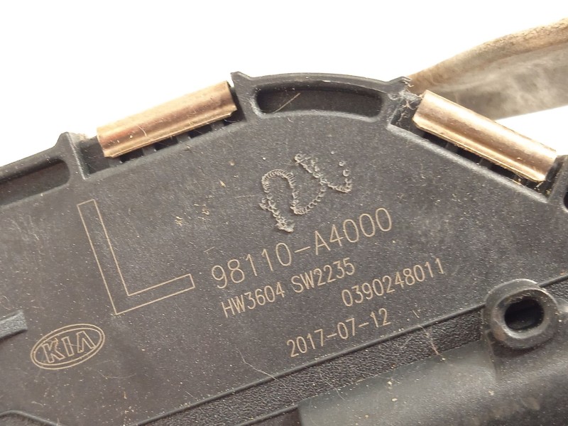 Recambio de motor limpia delantero para kia carens iv 1.7 crdi referencia OEM IAM 98110A4000  