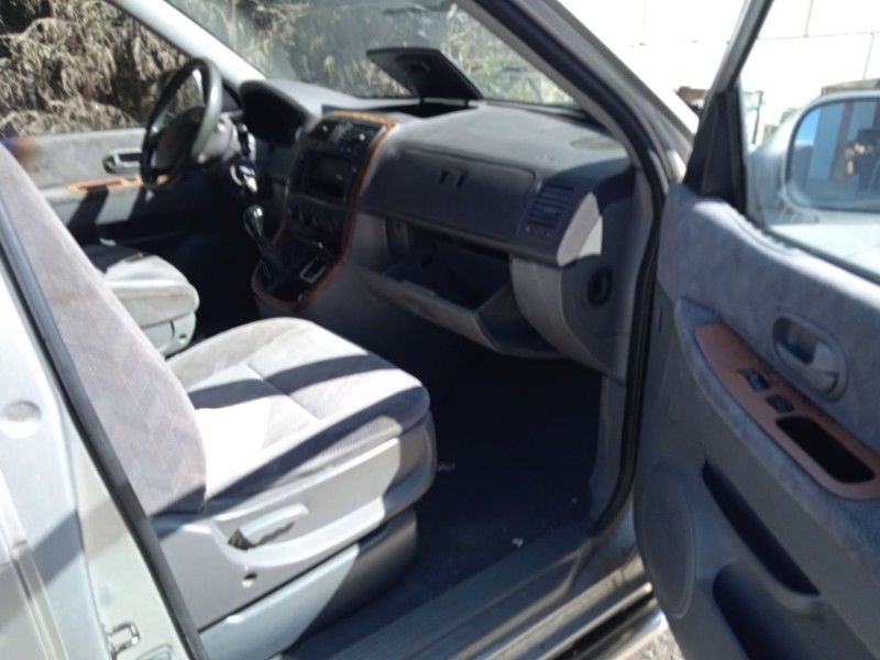 kia carnival ii (gq) del año 2003