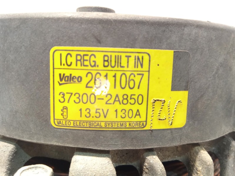 Recambio de alternador para kia cee´d (jd) 1.6 crdi 110 referencia OEM IAM 373002A850  2611067