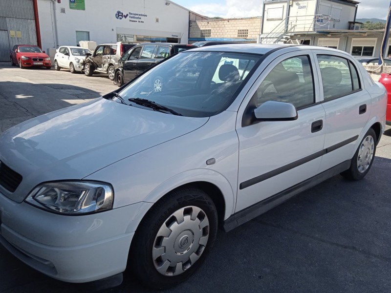 opel astra g hatchback (t98) del año 2002