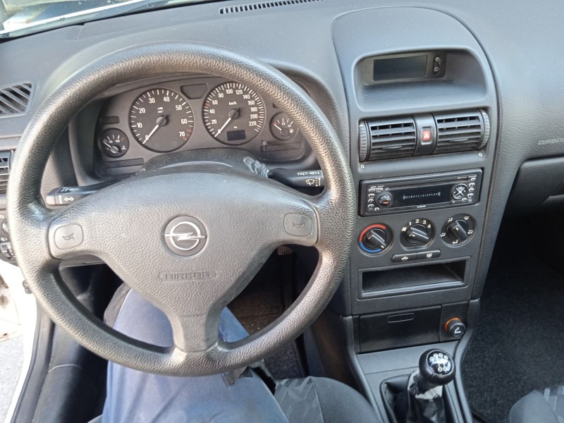 opel astra g hatchback (t98) del año 2002