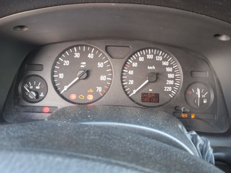 opel astra g hatchback (t98) del año 2002