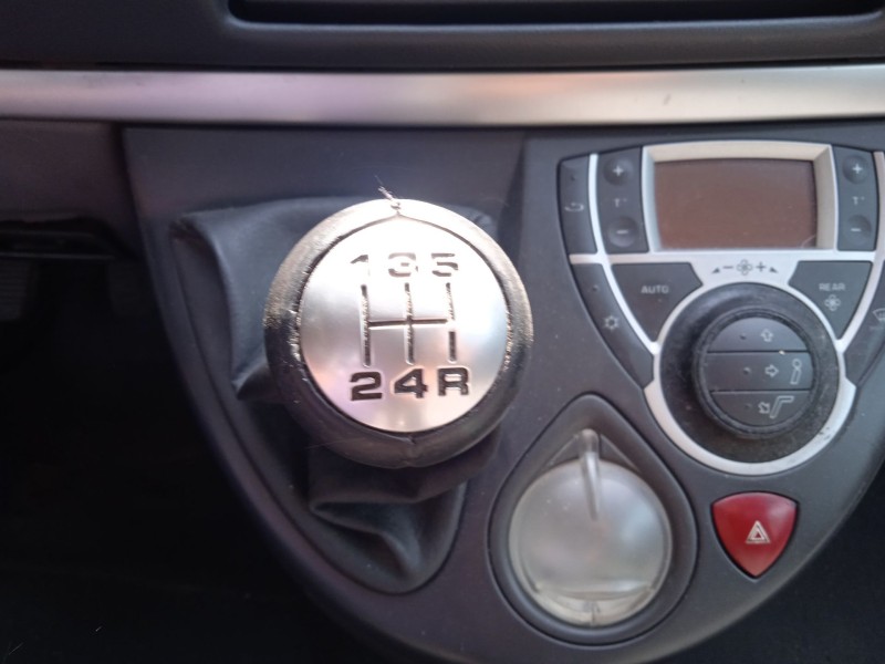 peugeot 807 (eb_) del año 2006