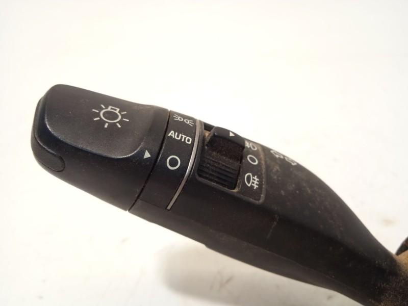 Recambio de mando intermitentes para hyundai i30 (pde, pd, pden) 1.6 crdi referencia OEM IAM 93404G4950  