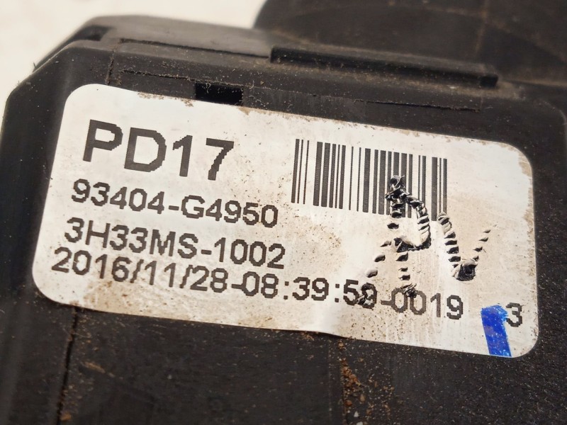 Recambio de mando intermitentes para hyundai i30 (pde, pd, pden) 1.6 crdi referencia OEM IAM 93404G4950  