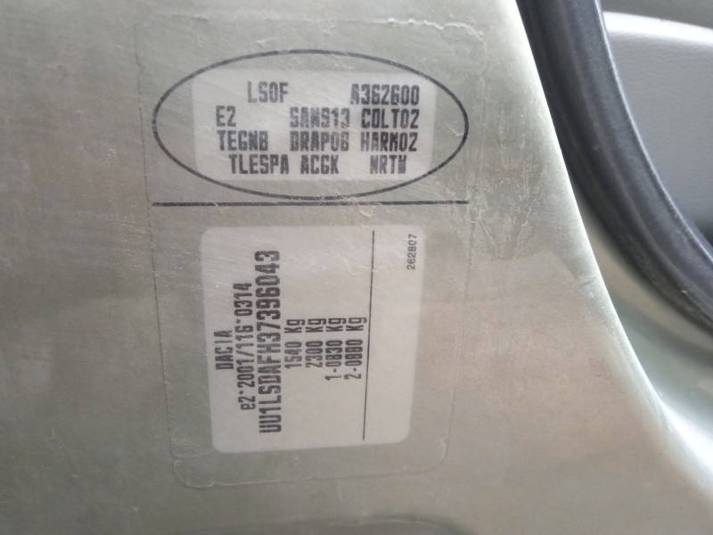 dacia logan (ls_) del año 2007