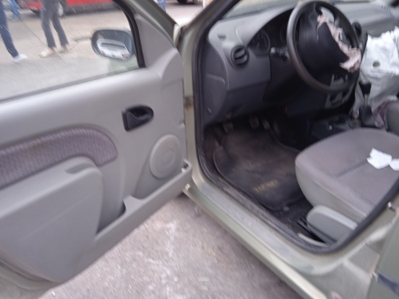 dacia logan (ls_) del año 2007