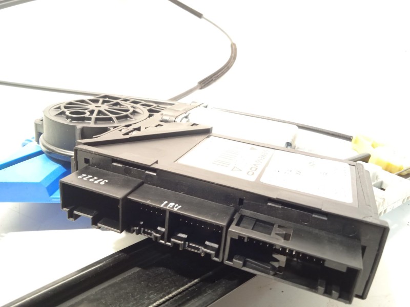 Recambio de elevalunas delantero derecho para seat exeo st (3r5) 2.0 tdi referencia OEM IAM 8E0837462C 8E1959802G 