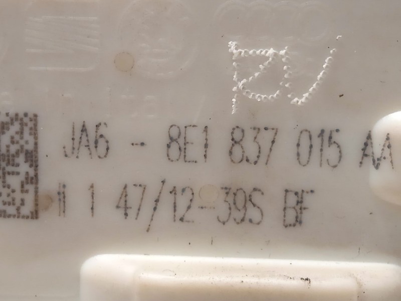 Recambio de cerradura puerta delantera izquierda para seat exeo st (3r5) 2.0 tdi referencia OEM IAM 8E1837015AA  