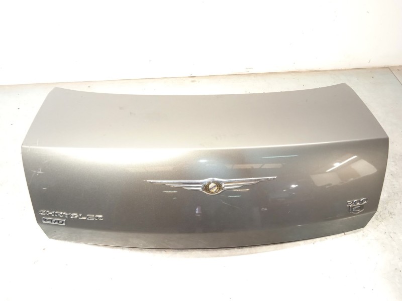 Recambio de tapa maletero para chrysler 300c (lx, le) 3.0 crd referencia OEM IAM 5134207AE K05134207AE 