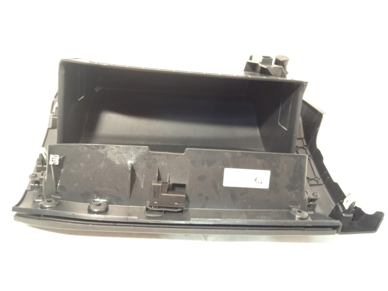 Recambio de guantera para ford kuga iii (dfk) 2.5 fhev referencia OEM IAM LV4BS06040A 2729665 LV4BS060T10AL3ZHE