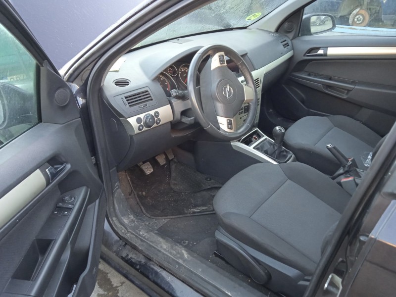 opel astra h (a04) del año 2007