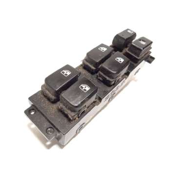 MANDO ELEVALUNAS DELANTERO IZQUIERDO 935702B000S4 935702B000 
