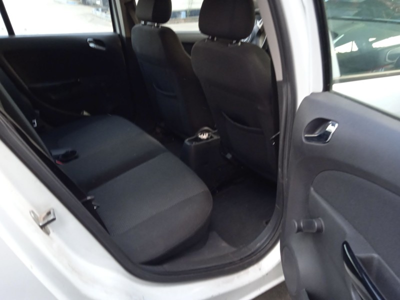 opel corsa d (s07) del año 2009