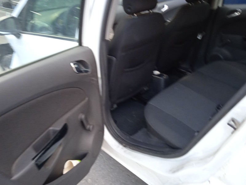 opel corsa d (s07) del año 2009