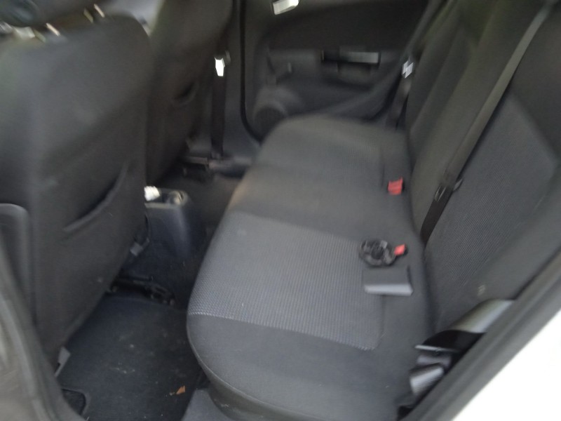 opel corsa d (s07) del año 2009