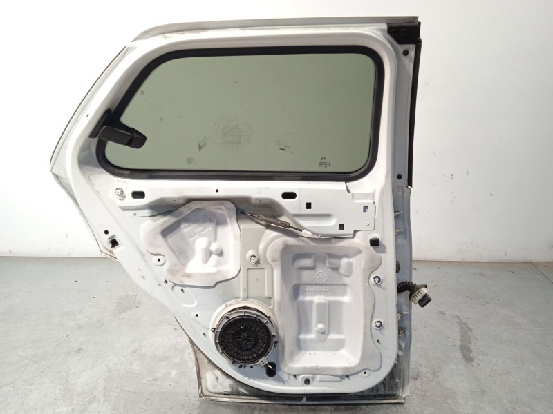Recambio de puerta trasera izquierda para citroën c4 cactus 1.5 bluehdi 100 referencia OEM IAM 9821336680  