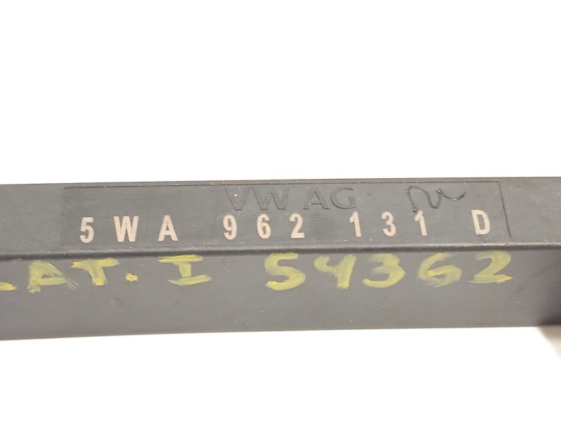 Recambio de antena para cupra formentor (km7, kmp) 1.4 e-hybrid referencia OEM IAM 5WA962131  