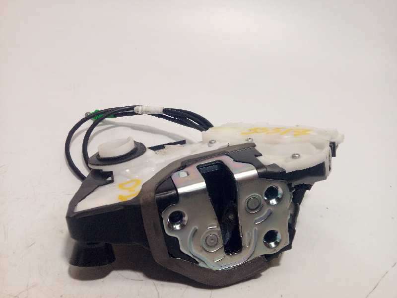CERRADURA PUERTA DELANTERA IZQUIERDA 690400D520 